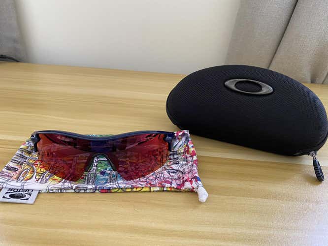 Navy Blue Barely-Used Oakley Radarlock Sunglasses with Prizm Lens
