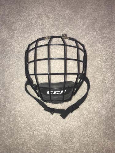 Black Used Small CCM FM580 Cage