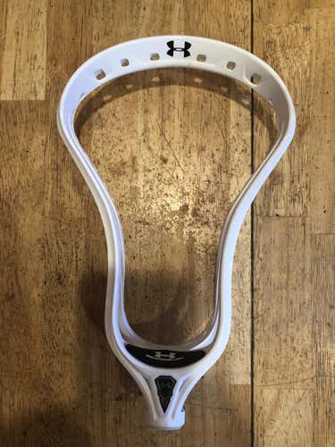 New Under Armour Command Low 2