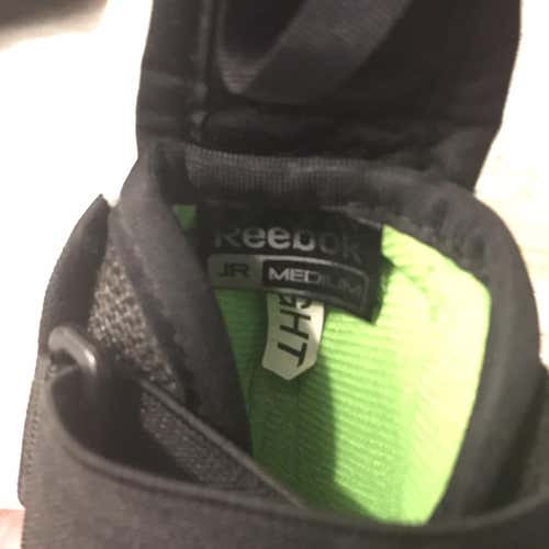 Used Medium Reebok Elbow Pads