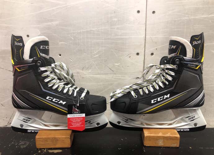 New CCM Tacks 9090 Regular Width  Size 10 Hockey Skates