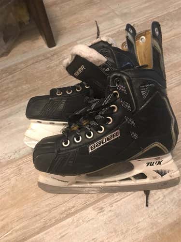 Used Bauer Nexus 800 Regular Width Size 4 Hockey Skates
