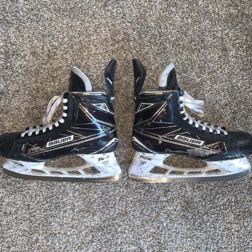 Used Bauer Supreme 1S Regular Width  Size 8.5 Hockey Skates