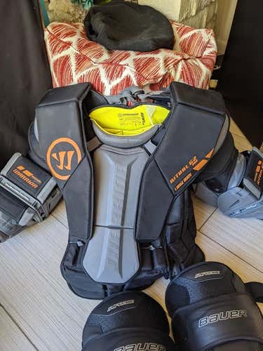 Senior Used Large Warrior Ritual G2 Pro Goalie Chest and Arm Protector Lrg Body / Med Arms