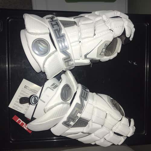 White New Maverik M4 12" Lacrosse Gloves