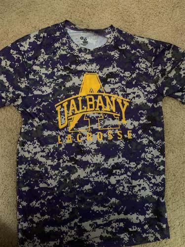 Adult Medium UAlbany Lax Shirt