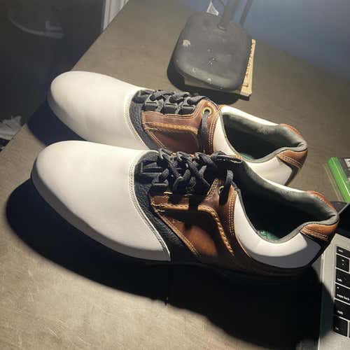White Men's Size Men's 10.5 (W 11.5) Footjoy Golf Shoes