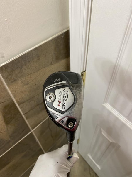 Titleist Hybrid 910H 24* Regular Flex Right Handed