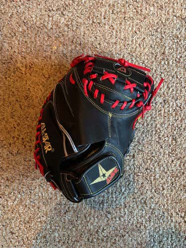 All Star CM3000SBK 33.5 Inches Red Laces Brand New