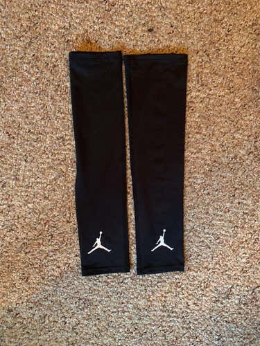Jordan Baseball Arm Sleeves Brand New Size Large
