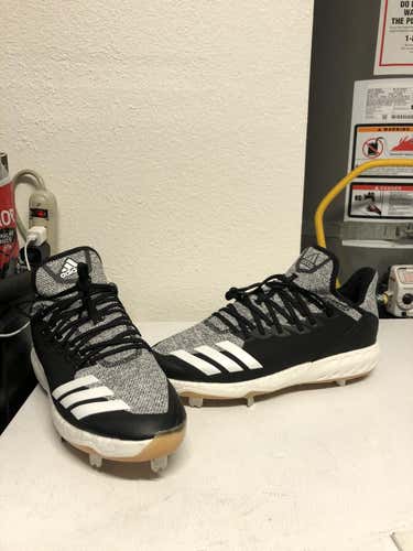 Adidas Boost Icon4 (SZ12) NEW