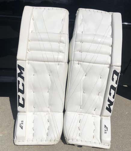 White Junior Used 29" CCM Extreme Flex E3.5 Goalie Leg Pads