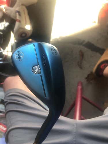 New Right Handed Stiff Flex Graphite/Steel Shaft Wedge