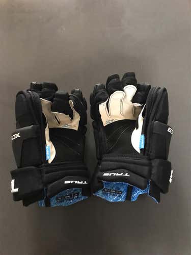 Black New True Xc9 pro 14" Gloves