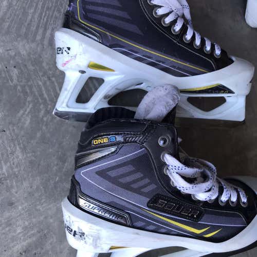 Used Bauer Supreme One.9 Regular Width  Size 6.5 Hockey Goalie Skates