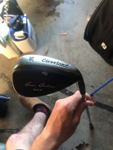Used Right Handed Tour Action 900 Regular Flex Steel Shaft Wedge