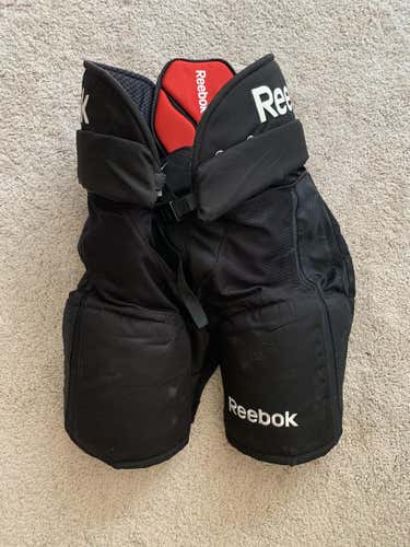 Used Reebok 18K Hockey Player Pants: Black Size Large Pants