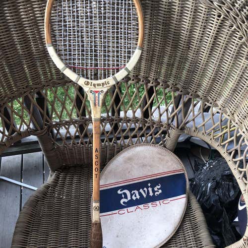 Vintage Davis classic tennis racket