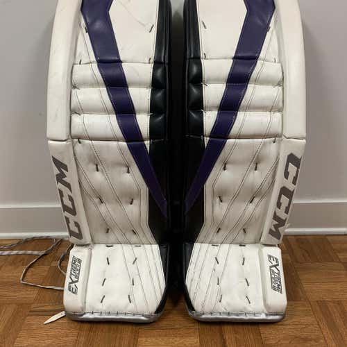 Used 35" CCM Extreme Flex lll Pro Stock Goalie Leg Pads