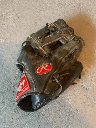 Black Used Infield Gamer 11" Baseball Glove