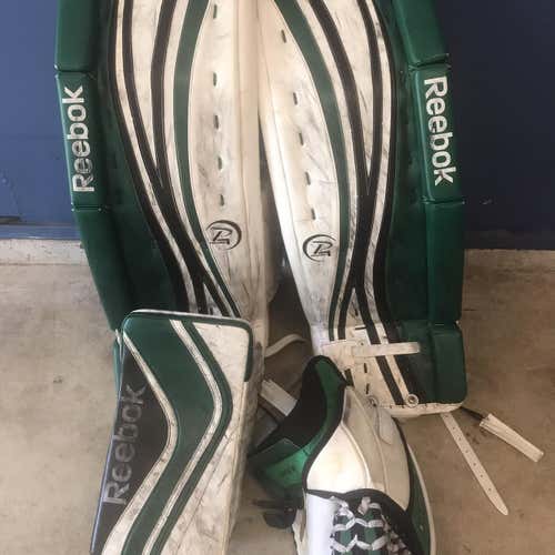 Pro Stock Custom Senior Reebok 33+1 Reebok Blocker And Vaughn Glove.