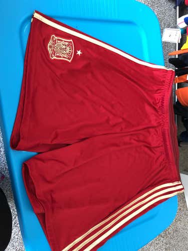 Spain Red Men's XL Adidas Shorts