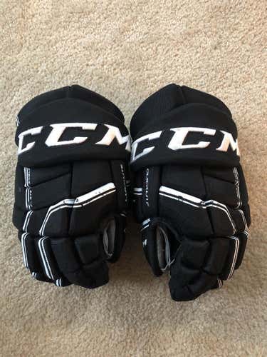 Used CCM QuickLite 14" Gloves
