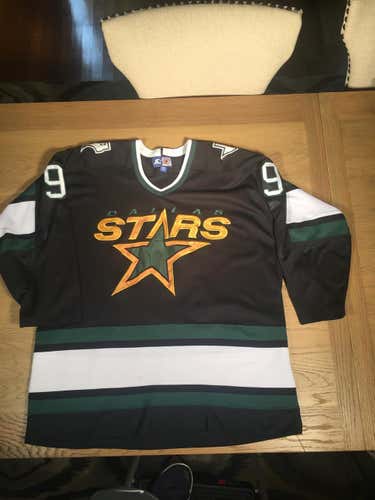 Used Adult XXL Starter Jersey