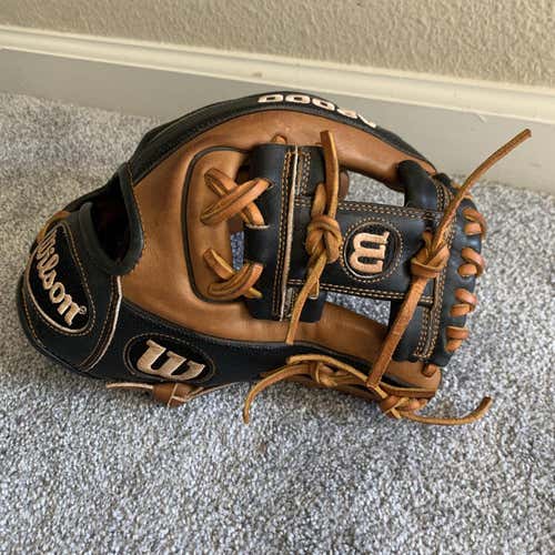 Brown Used Infield A2000 11.25" Baseball Glove