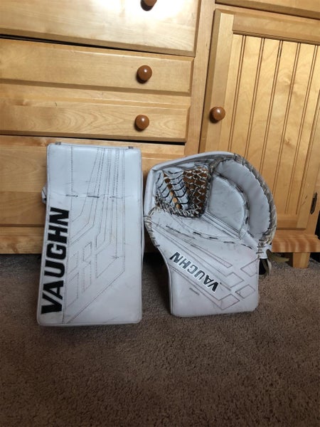VE8 Pro Carbon Glove Set With M.A.D. Rebuild