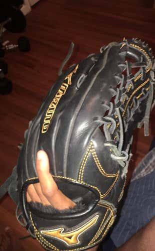 New Outfield MVP Prime 12" Baseball Glove