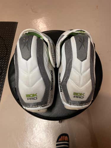 Used Medium Reebok 20K Pro Pro Stock Elbow Pads