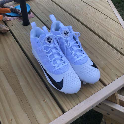 Brand New Hurrache Cleats