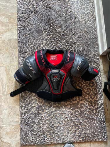 Used Large Bauer Vapor 1X Lite Shoulder Pads