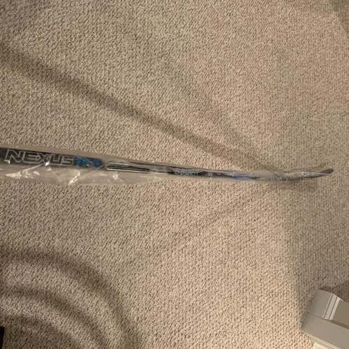 New 82 Flex Right Handed Nexus 1N P92 Curve Pro Stock Hockey Stick