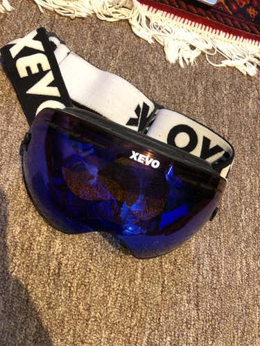 Xevo Ski Goggles And Spare Lenses