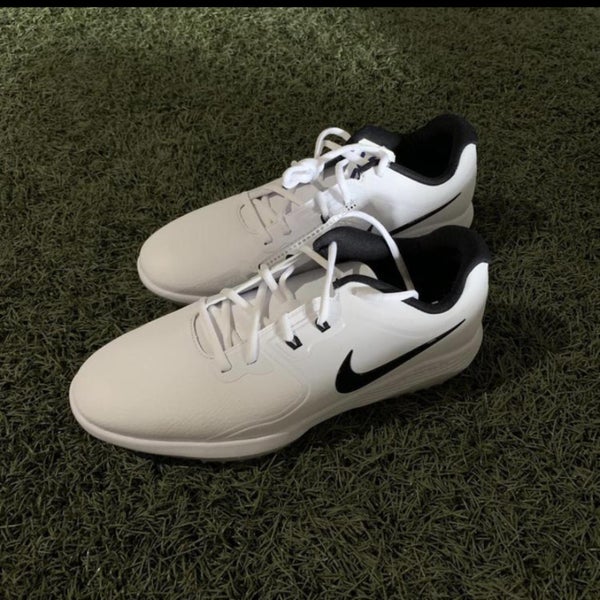 New Nike Lunarlon Golf Shoes (size 12)