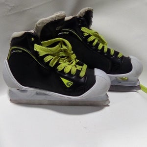 Used Graf G4500 Junior 05 Ice Skates Goalie Skates