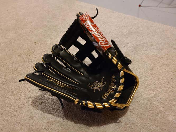 *FOR TRADE* New Rawlings Heart of the Hide 13" Glove - PRO3030-6BG
