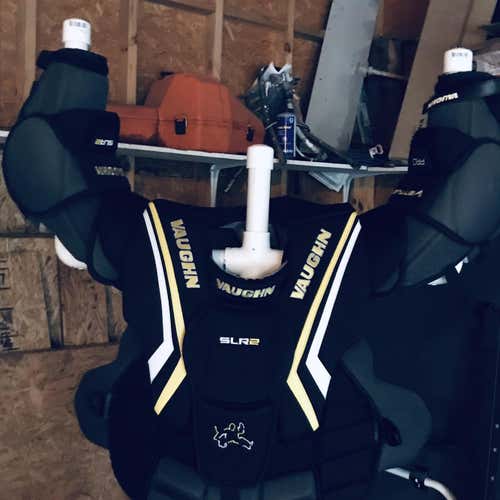 Used Small Vaughn Slr 2 pro Goalie Chest Protector