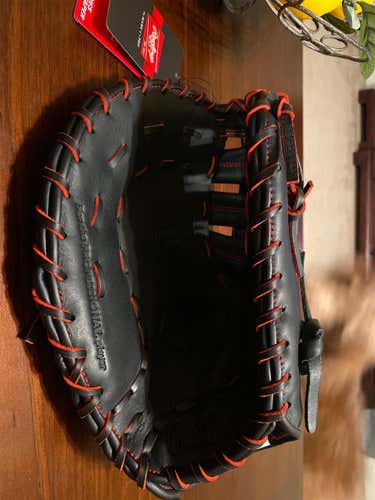 Black New First Base R9 12" Baseball Glove