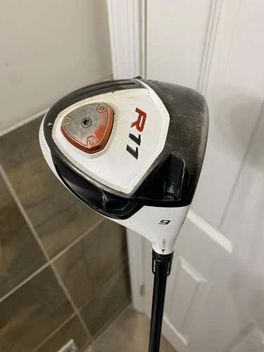 TaylorMade R11 Driver Stiff Flex 9 Loft Right Handed