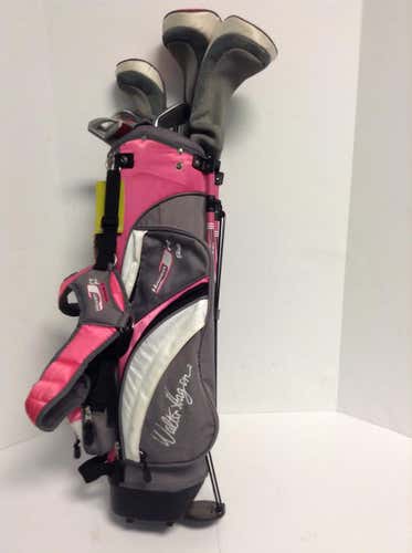 Used Walter Hagen Series Ii 7 Piece Graphite Ladies Golf Junior Club Sets
