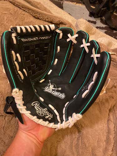 Rawlings Right Hand Throw Fastpitch WFP115MT 11.5" Softball Glove