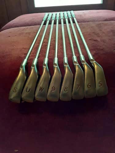 Used Men's Ping Right Handed G20 Iron Set Stiff Flex Graphite Shaft