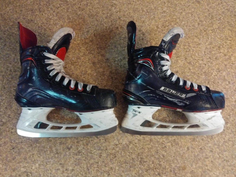 Used Junior Bauer Vapor X800 Hockey Skates Extra Wide Width Size 3