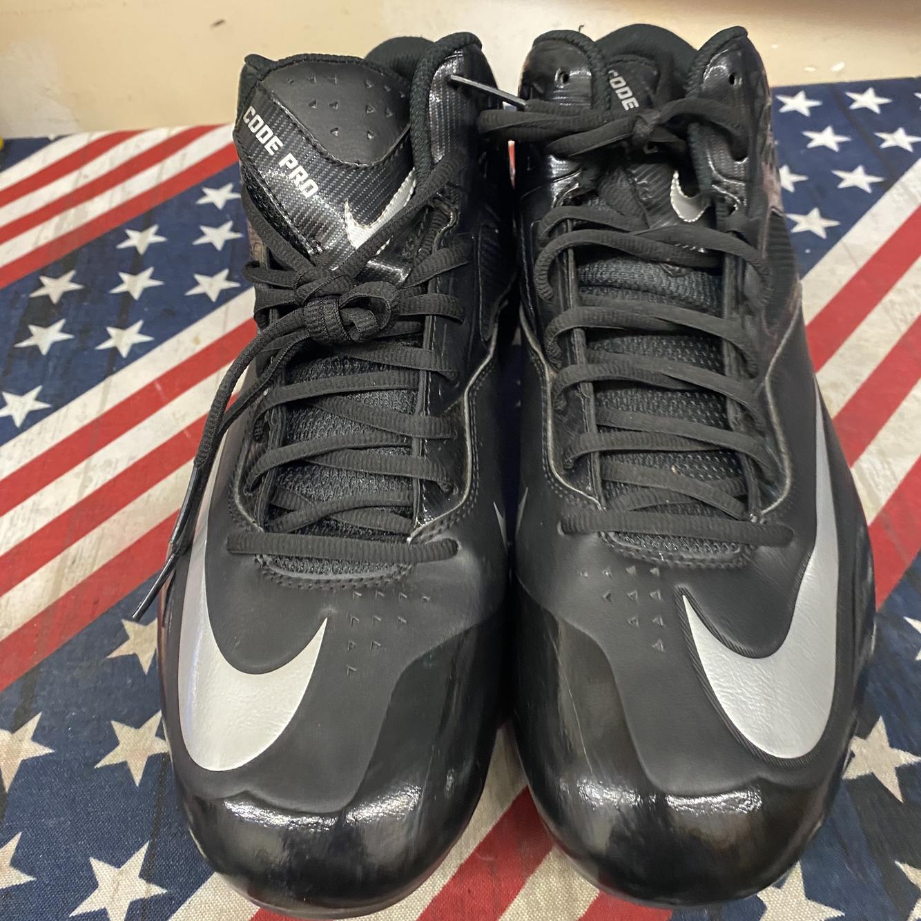 nike code pro 