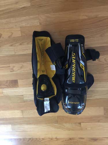 College Issued Bauer Supreme TotalOne MX3 Shinpads