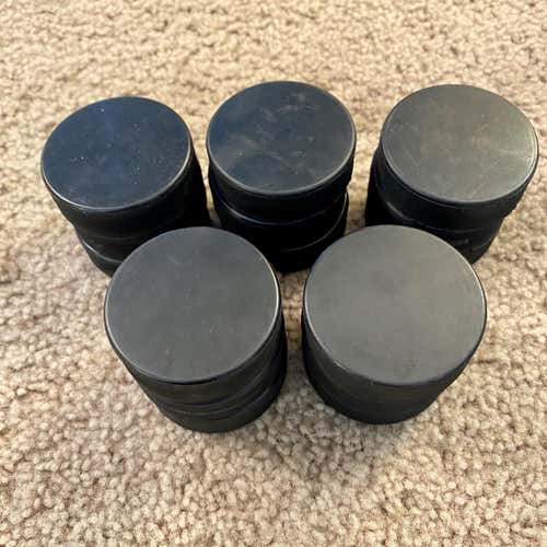 Hockey Goalie Training Aid- Mini Pucks