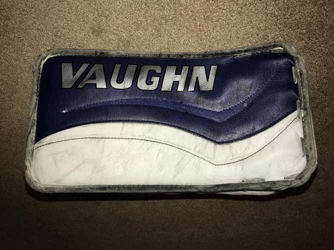 Vaughn V6 2200 Pro Hockey Goalie Blocker Regular Senior